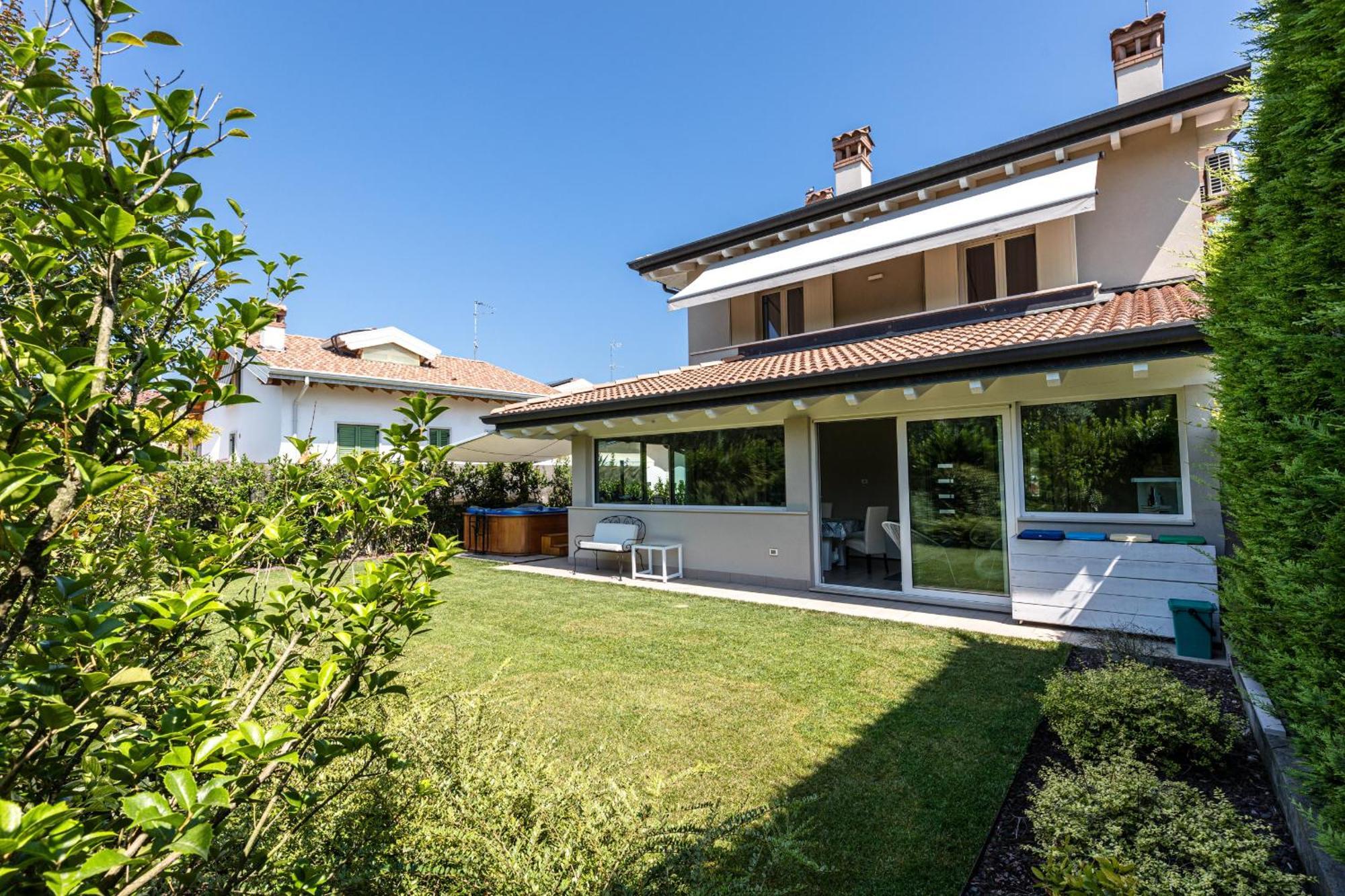 Villa Rita Πεσκιέρα ντελ Γκάρντα Εξωτερικό φωτογραφία